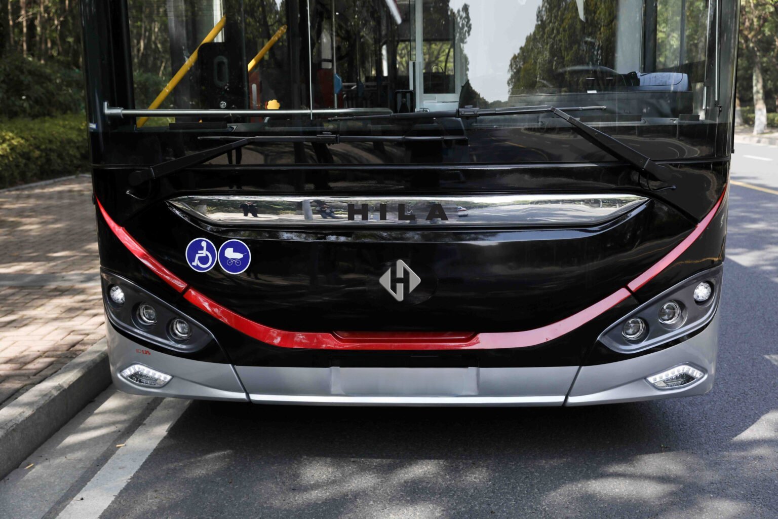 HILA Electric City Bus (Battery Electric) — gallery photo 3 of 10