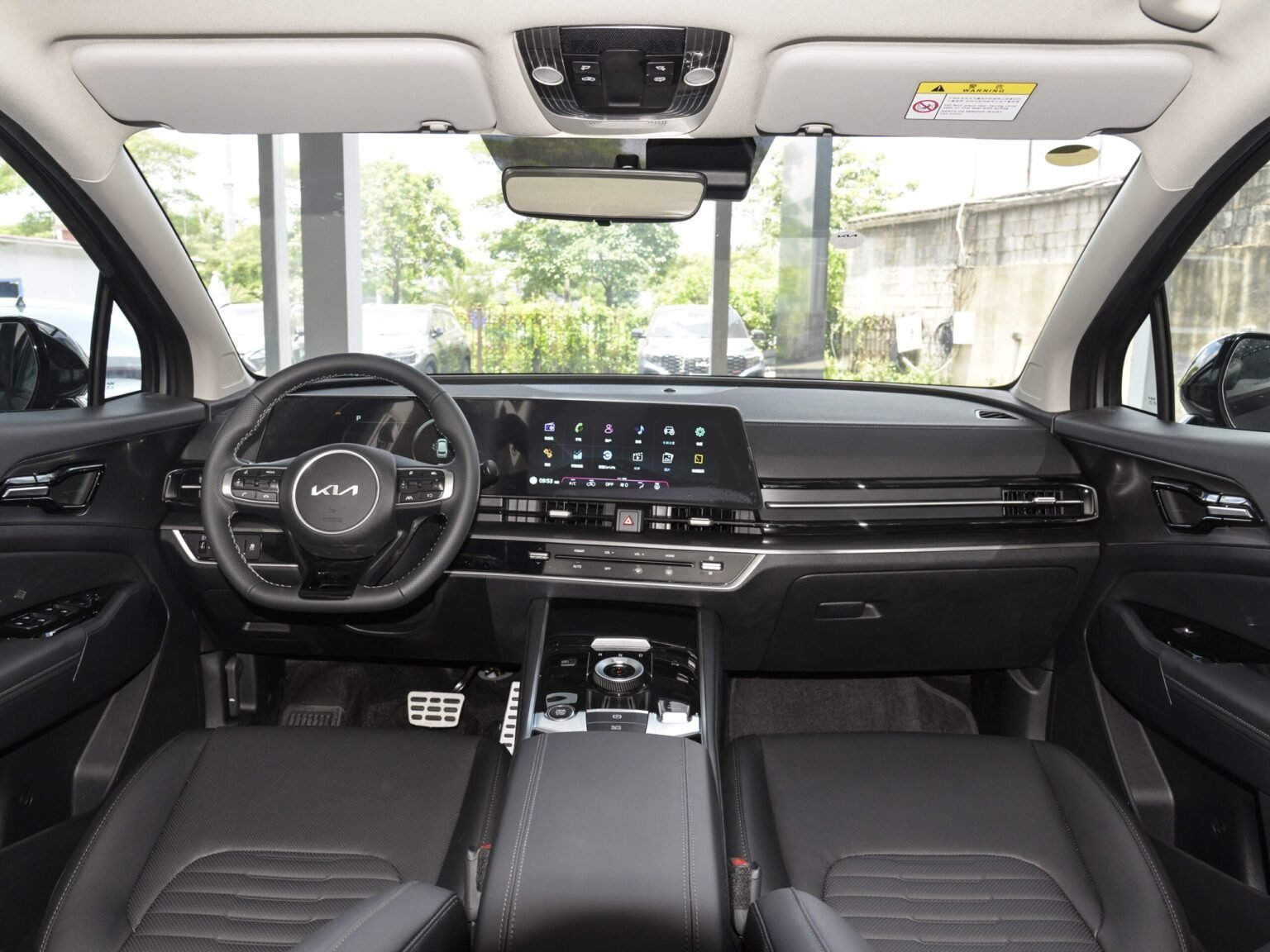 KIA Sportage HEV Luxury Edition — gallery photo 5 of 15